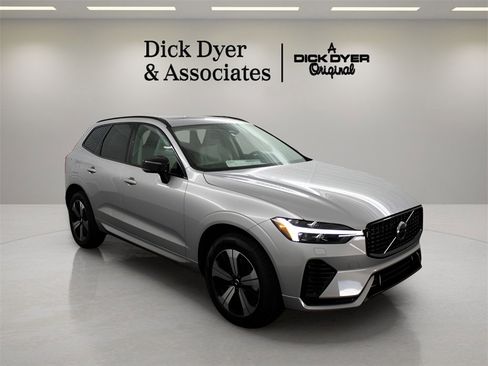 Certified 2025 Volvo XC60 T8 Core w/ Protection Package Premier image 1