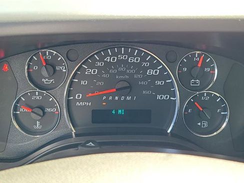 New 2025 Chevrolet Express 3500 w/ Power Convenience Package image 17