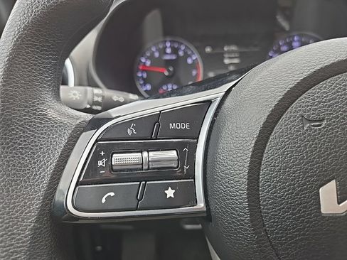 Certified 2024 Kia Forte LXS FWD image 14