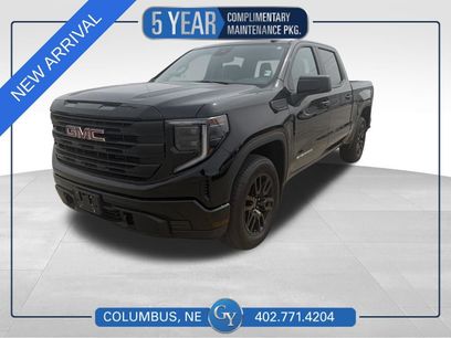 Used 2023 GMC Sierra 1500 Pro w/ Graphite Edition