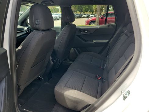 Used 2026 Chevrolet Equinox LT FWD image 9