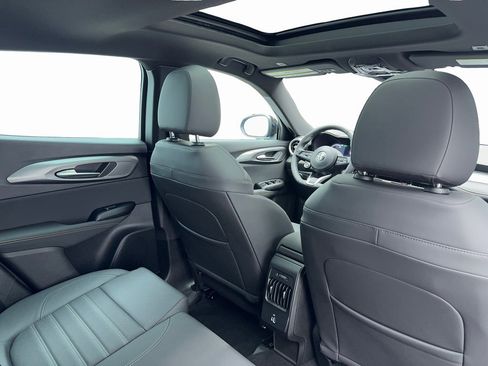 New 2025 Alfa Romeo Tonale w/ Premium Package image 44