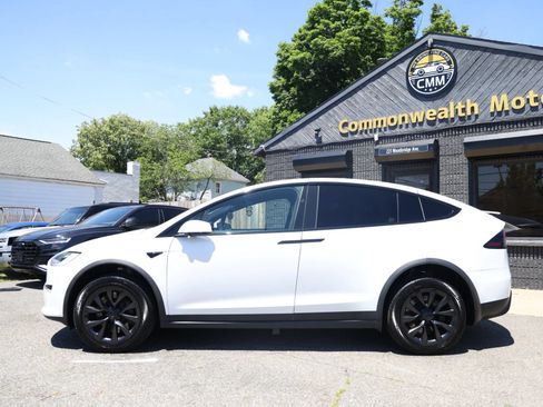 Used 2022 Tesla Model X AWD/4WD image 5