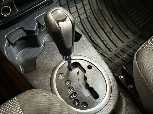 Used 2009 Suzuki SX4 AWD Hatchback image 15