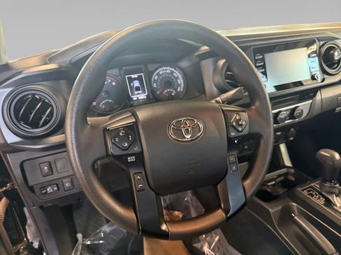 Used 2023 Toyota Tacoma SR AWD/4WD image 13