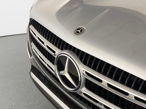 Used 2025 Mercedes-Benz GLE 450 4MATIC w/ Winter Package image 10