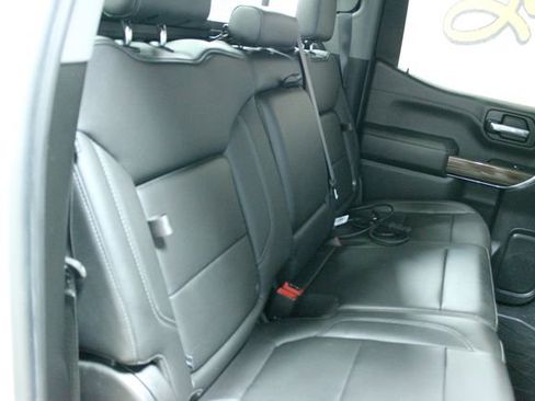 Used 2020 Chevrolet Silverado 1500 LT Trail Boss AWD/4WD image 9