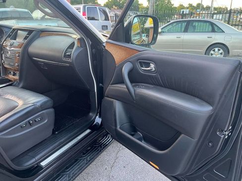 Used 2014 INFINITI QX80 4WD w/ Theater Package image 21