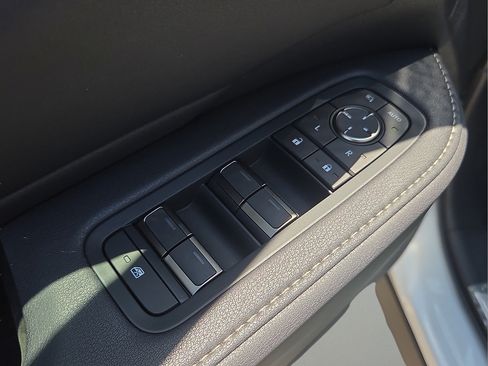 New 2026 Lexus TX 350 AWD image 18