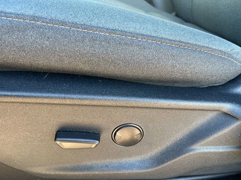 Used 2024 Ford F250 XLT w/ Black Appearance Package image 10