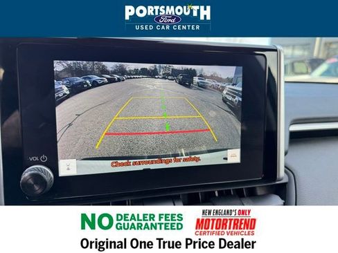 Used 2023 Toyota RAV4 XLE image 8