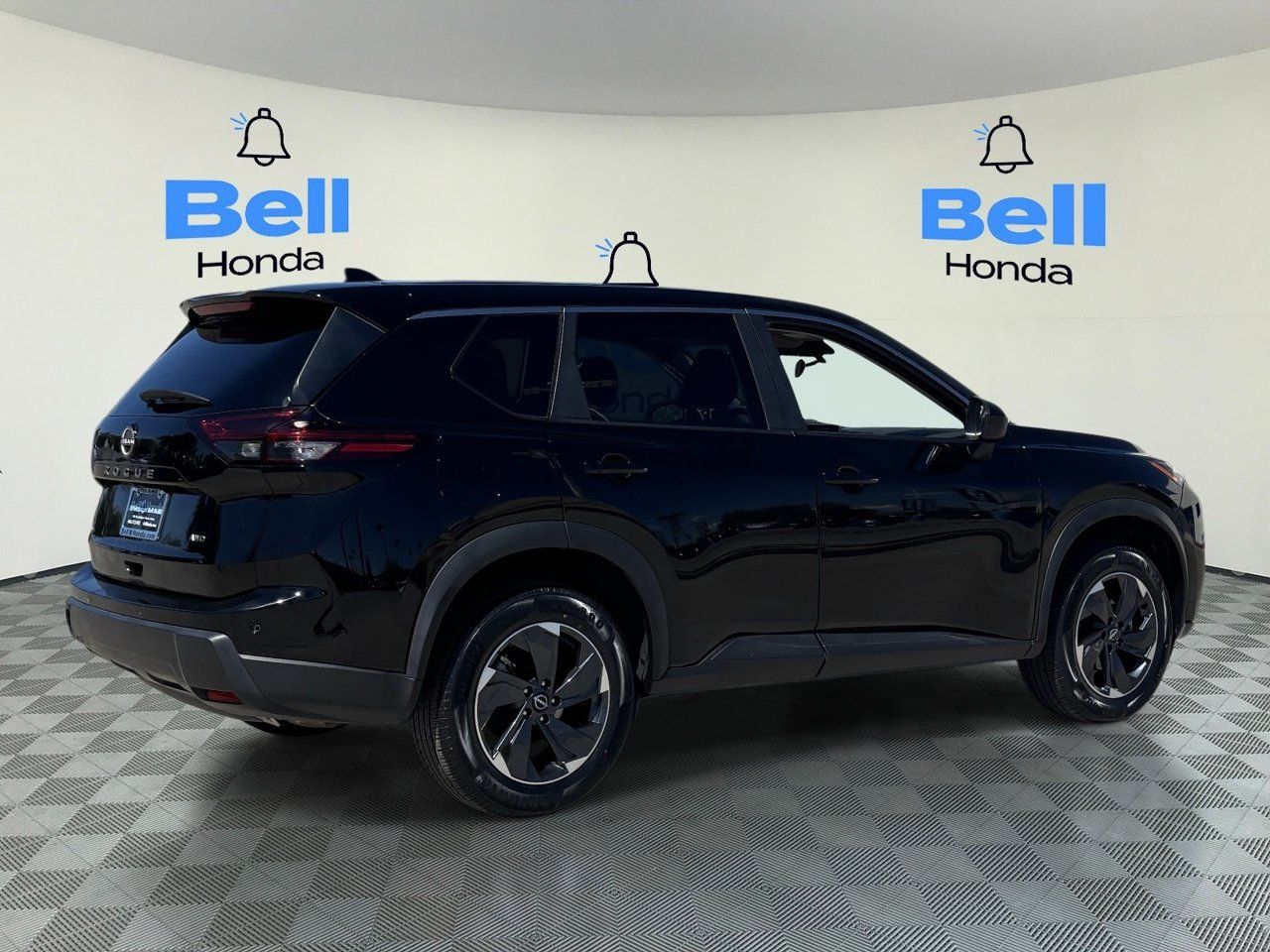 Used 2025 Nissan Rogue SV AWD/4WD image 4