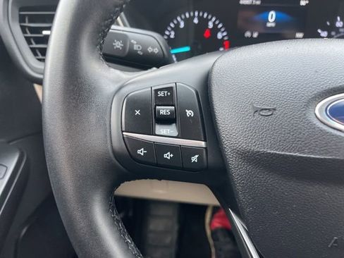 Used 2022 Ford Escape SE w/ Convenience Package image 31