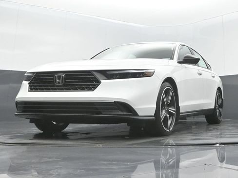 New 2025 Honda Accord Sport image 7