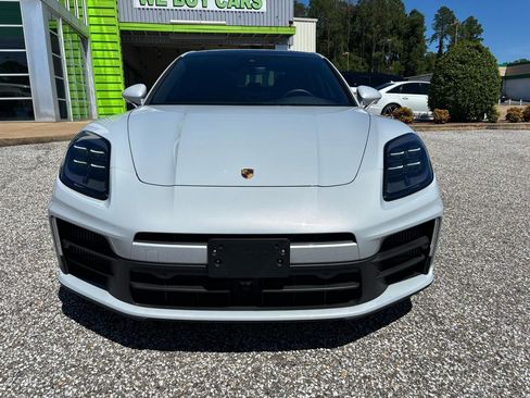 Used 2025 Porsche Panamera 4 w/ Premium Package AWD/4WD image 14