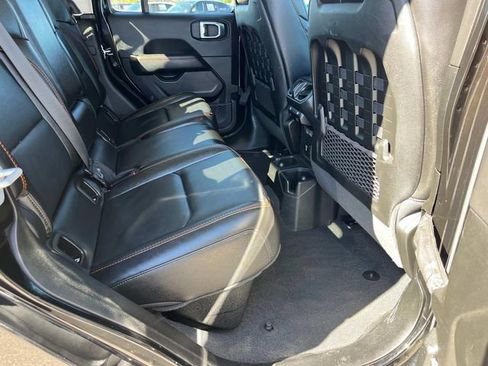Certified 2022 Jeep Gladiator Mojave image 10