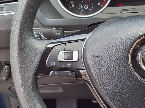 Used 2020 Volkswagen Tiguan S FWD image 32