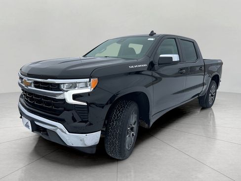 Used 2024 Chevrolet Silverado 1500 LT image 3