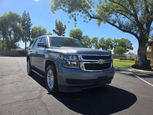 Used 2018 Chevrolet Tahoe LT RWD image 1