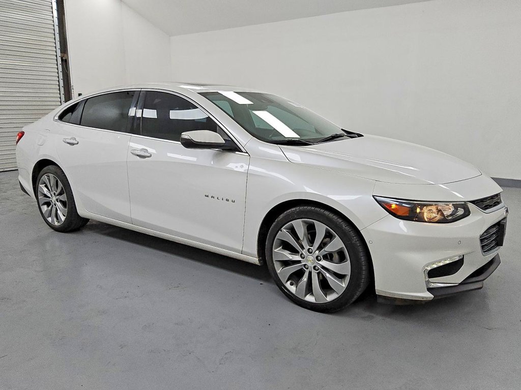 Used 2018 Chevrolet Malibu Premier w/ Premier Sun and Wheel Package FWD image 5