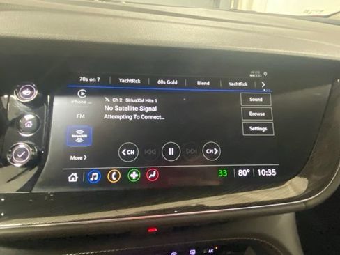 Used 2023 Buick Envision Essence FWD image 18