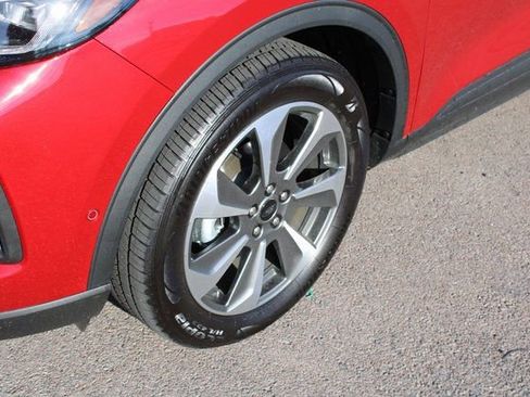 Used 2024 Ford Escape Platinum w/ Premium Technology Package image 11