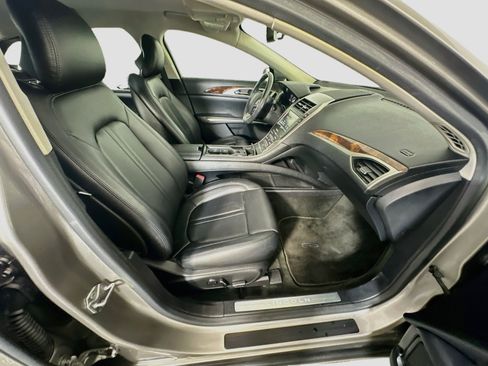 Used 2016 Lincoln MKZ Hybrid FWD image 30