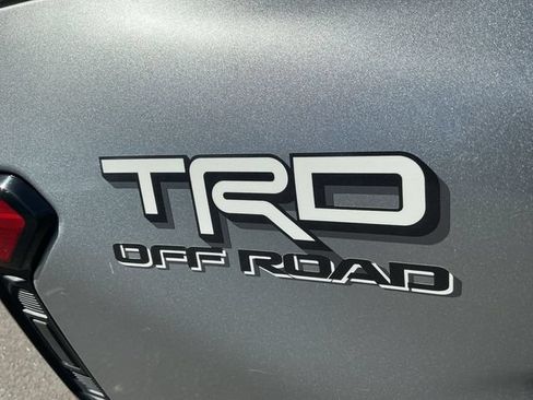 Certified 2024 Toyota Tacoma TRD Off-Road w/ TRD Off Road Premium Package AWD/4WD image 34