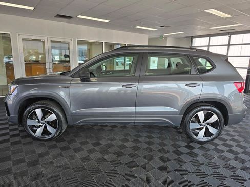 Used 2024 Volkswagen Taos S AWD/4WD image 2