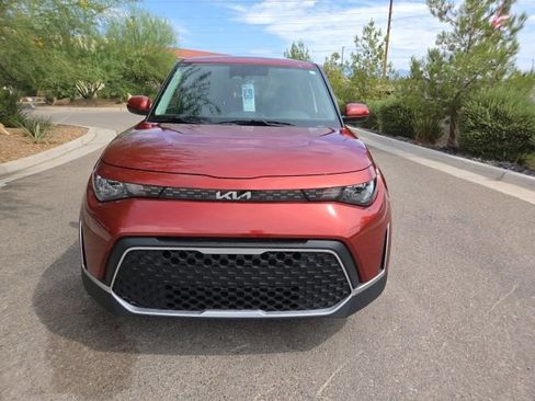 Certified 2025 Kia Soul S FWD image 2