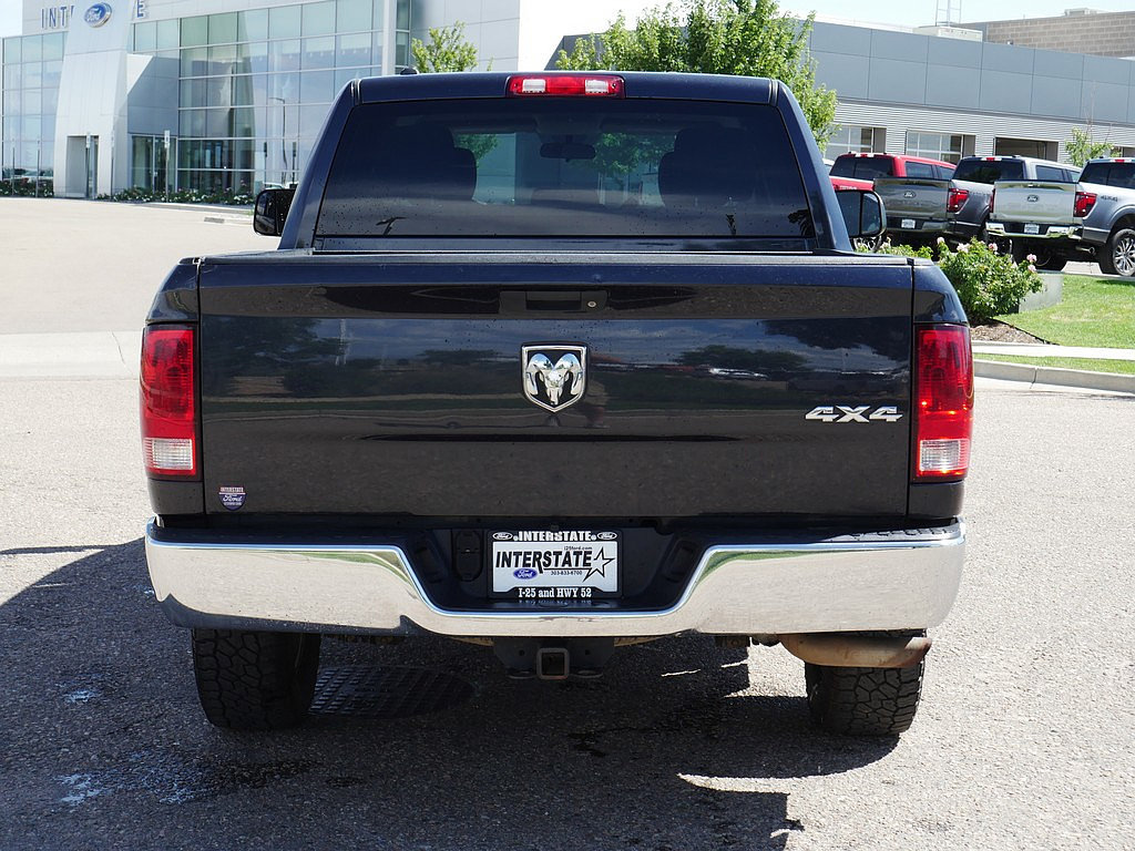 Used 2013 RAM 1500 ST w/ SXT Appearance Group AWD/4WD image 4