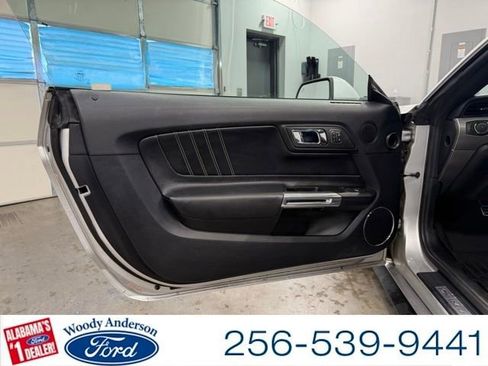 Used 2015 Ford Mustang GT Premium w/ Equipment Group 401A RWD image 23