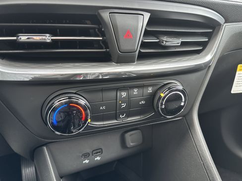 New 2026 Buick Encore GX Preferred image 21