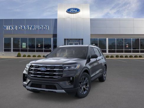 New 2026 Ford Explorer Active image 2