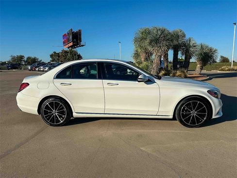 Used 2021 Mercedes-Benz C 300 Sedan image 2
