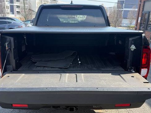 Used 2019 Honda Ridgeline Sport image 17