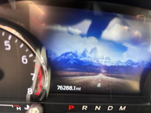Used 2020 Ford Explorer XLT w/ Equipment Group 202A AWD/4WD image 9