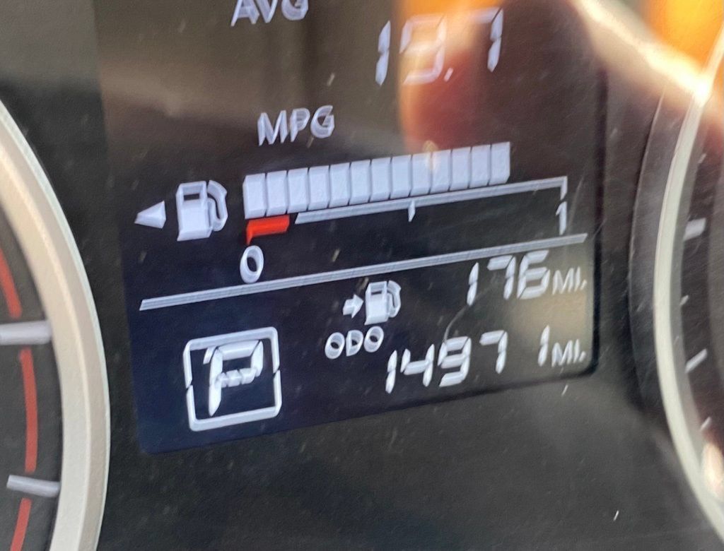Used 2024 Nissan Versa S FWD image 5