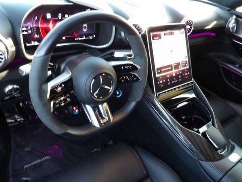 Used 2022 Mercedes-Benz SL 63 AMG 4MATIC image 30