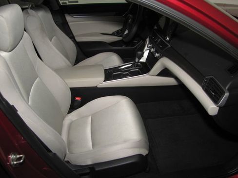 Certified 2020 Honda Accord LX image 19