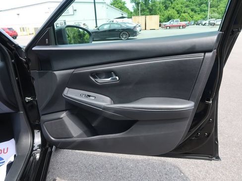 Used 2023 Nissan Sentra SV w/ All-Weather Package FWD image 20