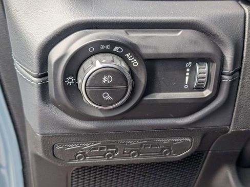 New 2026 Jeep Gladiator Sport image 13