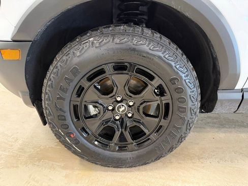 New 2025 Ford Bronco Sport Outer Banks w/ Sasquatch Outer Banks Package AWD/4WD image 9