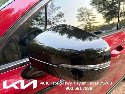 Certified 2023 Kia Sorento SX AWD/4WD image 5
