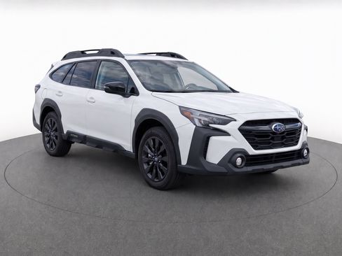 Used 2024 Subaru Outback Onyx Edition AWD/4WD image 2