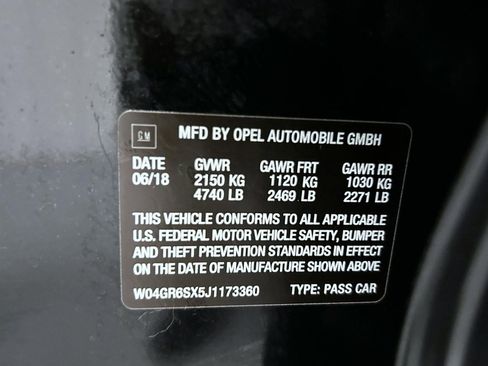 Used 2018 Buick Regal Essence w/ Driver Confidence Package #1 image 24