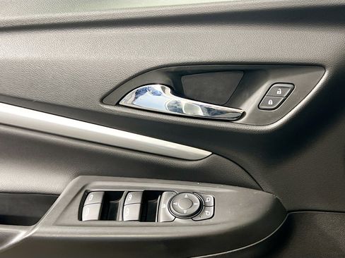 Used 2023 Chevrolet Bolt EUV LT w/ Convenience Package image 16