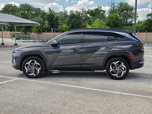 Used 2022 Hyundai Tucson Limited AWD/4WD image 7