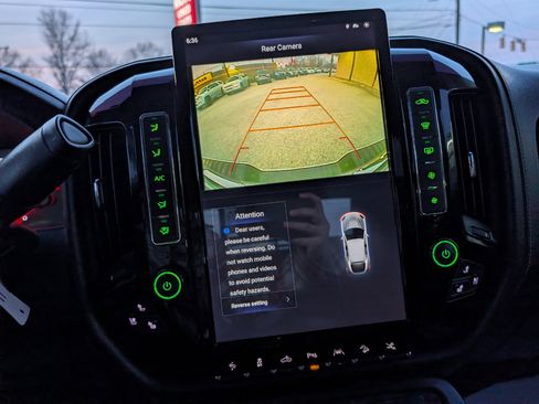 Used 2016 GMC Sierra 1500 Denali w/ Enhanced Driver Alert Package image 17