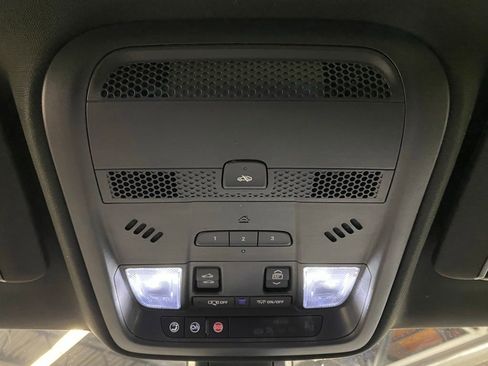 Used 2023 Cadillac XT5 Sportv AWD/4WD image 34